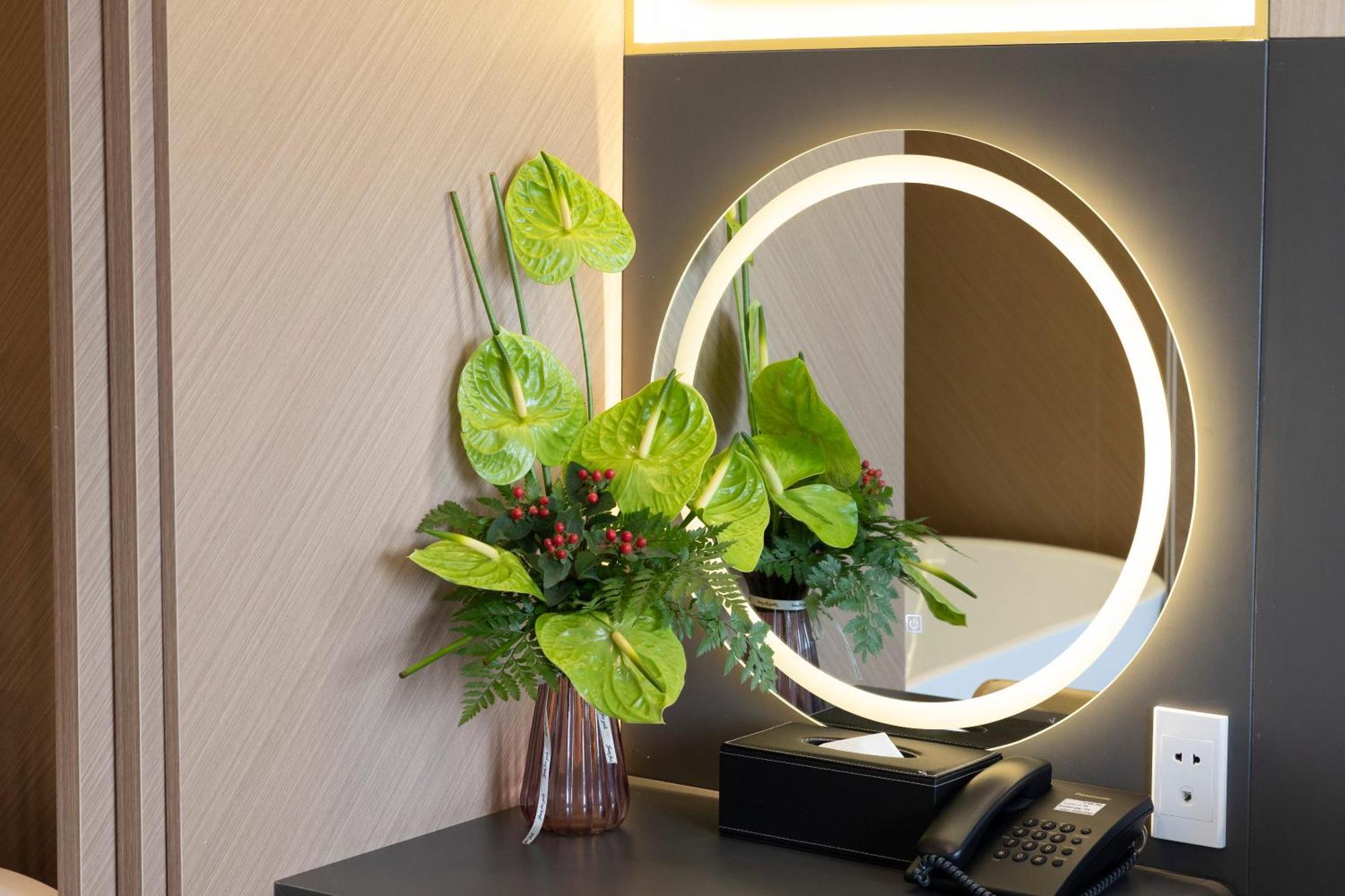 Viet Lotus Saigon Hotel Хошимин Экстерьер фото