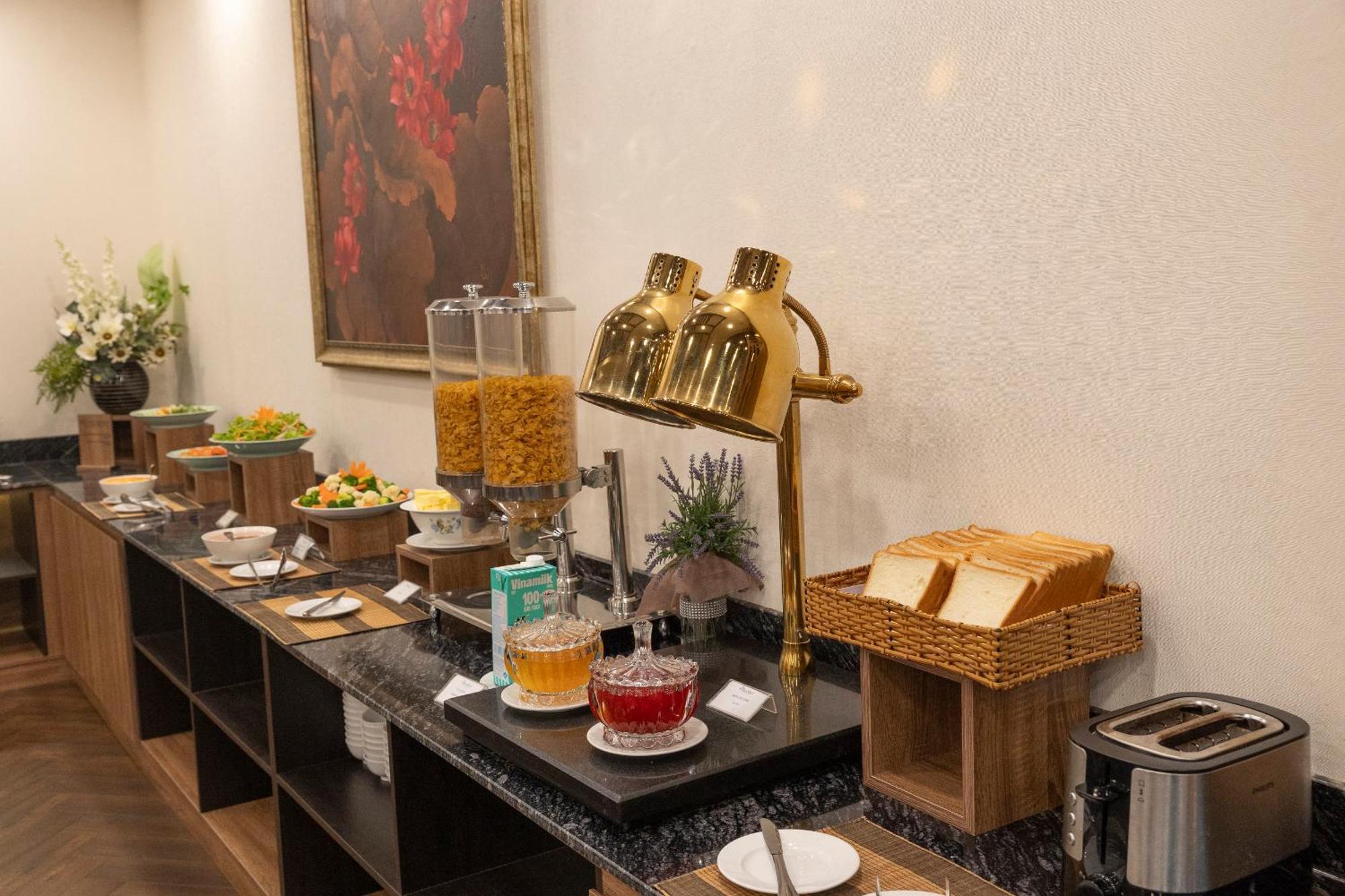 Viet Lotus Saigon Hotel Хошимин Экстерьер фото