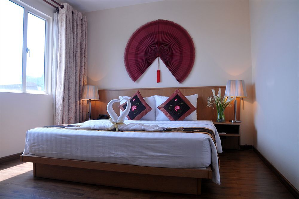Viet Lotus Saigon Hotel Хошимин Экстерьер фото
